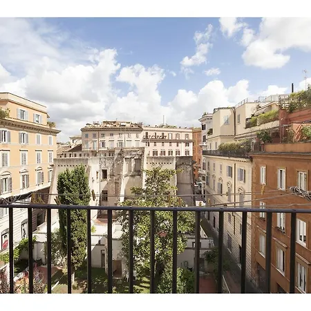 Apartments Via Giulia-3